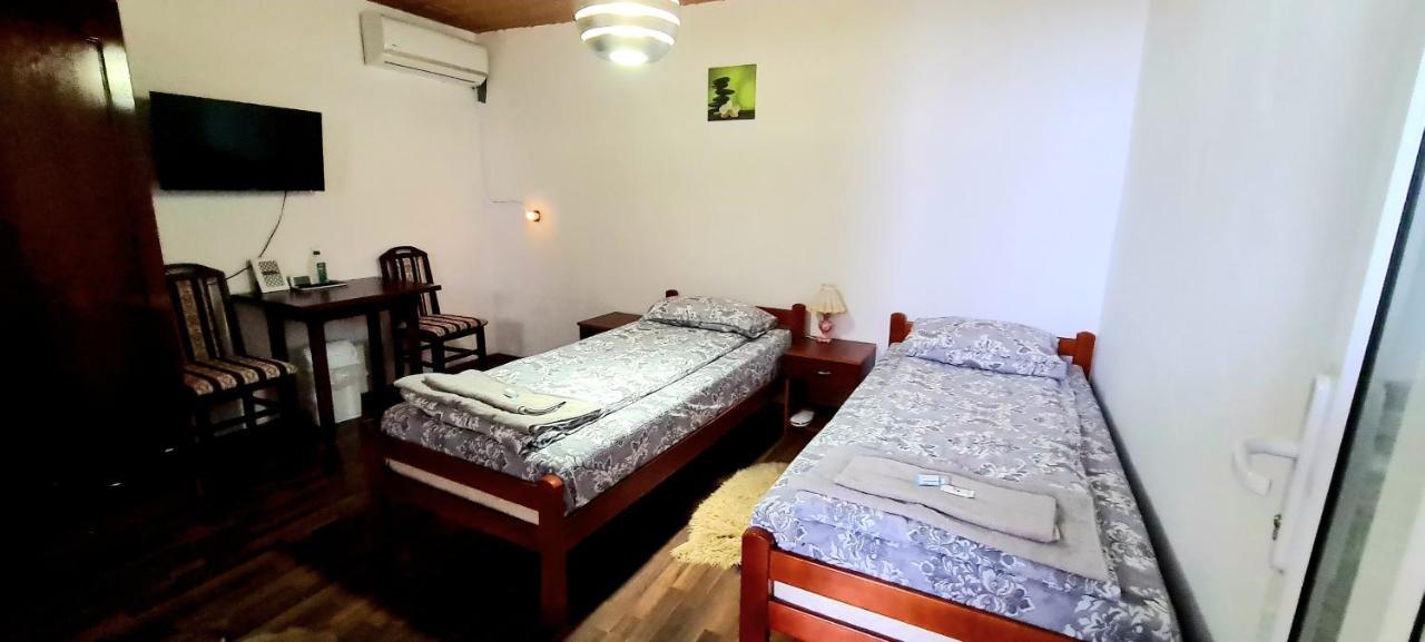 Casa Mio Hotel Moldova Noua Værelse billede